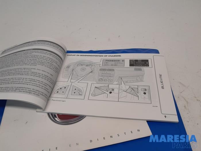 Instruction Booklet from a Fiat Punto III (199) 1.3 JTD Multijet 85 16V 2013