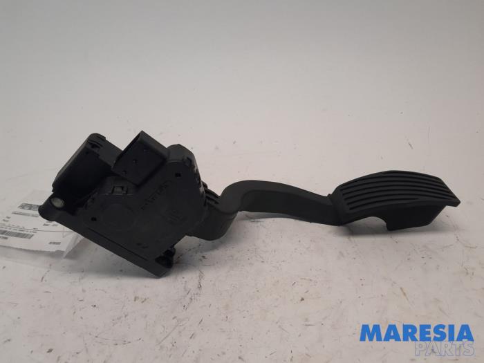 Begagnade Gaspedalsensor Fiat Punto III (199) 1.3 JTD Multijet 85 16V Pris € 15,00 Marginaltabell erbjuds av Maresia Parts