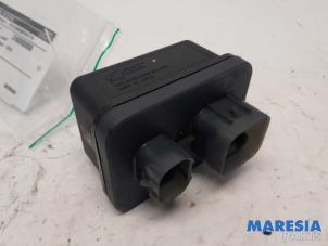 Used Glow plug relay Fiat Punto III (199) 1.3 JTD Multijet 85 16V Price € 20,00 Margin scheme offered by Maresia Parts