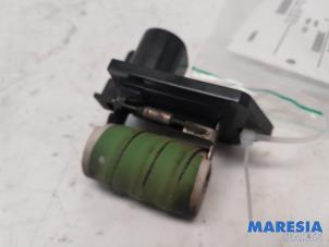 Used Cooling fan resistor Fiat Punto III (199) 1.3 JTD Multijet 85 16V Price € 24,50 Margin scheme offered by Maresia Parts