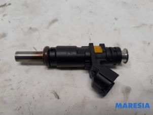 Used Injector (petrol injection) Citroen DS4 (NX) 1.6 16V VTi 120 Price € 19,99 Margin scheme offered by Maresia Parts