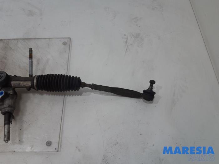 Power steering box from a Citroën C5 III Tourer (RW) 2.0 16V 2008