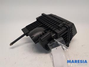 Used Air box Peugeot RCZ (4J) 2.0 HDi 16V FAP Price € 45,50 Margin scheme offered by Maresia Parts