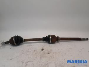 Used Front drive shaft, right Peugeot RCZ (4J) 2.0 HDi 16V FAP Price € 125,00 Margin scheme offered by Maresia Parts