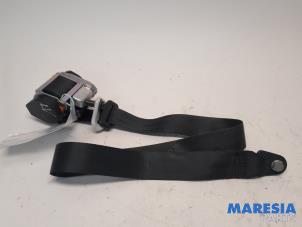 Used Front seatbelt, left Peugeot 2008 (CU) 1.2 Vti 12V PureTech 82 Price € 147,00 Margin scheme offered by Maresia Parts