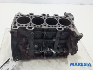 Used Engine crankcase Fiat Talento 1.6 EcoJet BiTurbo 125 Price € 605,00 Inclusive VAT offered by Maresia Parts
