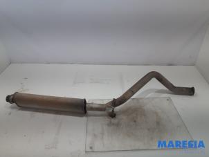 Used Exhaust middle silencer Peugeot 307 CC (3B) 2.0 16V Price € 75,00 Margin scheme offered by Maresia Parts