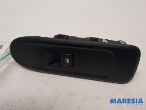Used Electric window switch Citroen C5 III Tourer (RW) 2.0 16V Price € 15,00 Margin scheme offered by Maresia Parts