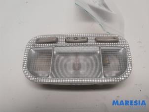 Used Interior lighting, front Citroen C5 III Tourer (RW) 2.0 16V Price € 15,00 Margin scheme offered by Maresia Parts
