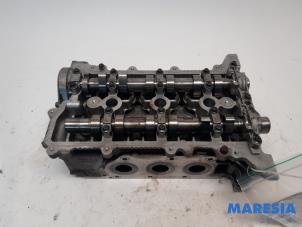 Used Cylinder head Renault Twingo III (AH) 1.0 SCe 70 12V Price € 350,00 Margin scheme offered by Maresia Parts