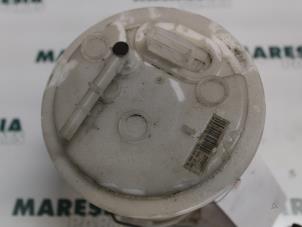 Used Electric fuel pump Peugeot 308 (4A/C) 1.6 VTI 16V Price € 25,00 Margin scheme offered by Maresia Parts
