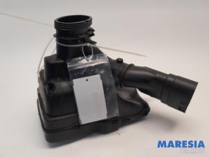 Gebrauchte Resonanzgehäuse Peugeot 307 CC (3B) 2.0 16V Preis € 30,00 Margenregelung angeboten von Maresia Parts
