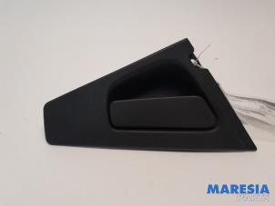 Used Rear door handle 4-door, left Renault Clio IV (5R) 1.2 TCE 16V GT EDC Price € 25,00 Margin scheme offered by Maresia Parts