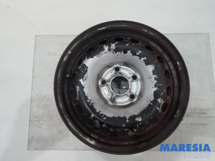 Używane Obrecz Renault Kangoo Express (FW) 1.5 dCi 75 FAP Cena € 30,25 Z VAT oferowane przez Maresia Parts