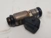 Injector (petrol injection) from a Fiat Panda (169), 2003 / 2013 1.2 Fire, Hatchback, Petrol, 1.242cc, 44kW (60pk), FWD, 188A4000, 2003-09 / 2009-12, 169AXB1 2008