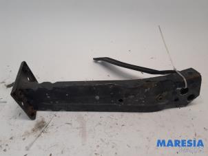 Used Front part support Fiat 500 (312) 0.9 TwinAir 85 Price € 25,00 Margin scheme offered by Maresia Parts