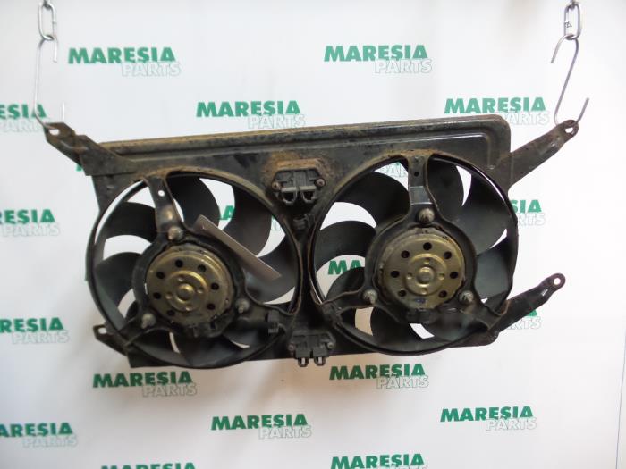 Używane Silnik wentylatora Alfa Romeo 156 Sportwagon (932) 1.9 JTD Cena € 75,00 Procedura marży oferowane przez Maresia Parts
