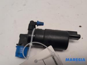 Used Rear screen washer pump Citroen C1 1.0 12V Price € 10,00 Margin scheme offered by Maresia Parts