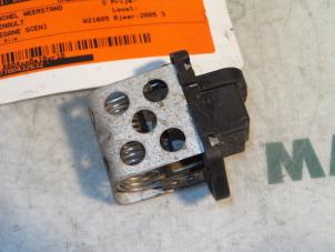 Used Heater resistor Renault Scénic II (JM) 2.0 16V Price € 25,00 Margin scheme offered by Maresia Parts