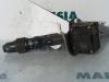 Interruptor de indicador de dirección de un Alfa Romeo 145 (930A) 1.6 Twin Spark 16V 1999