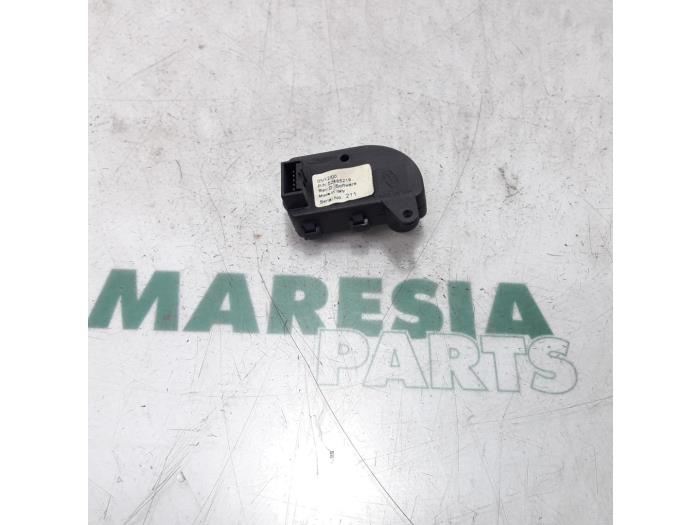 Used Computer, miscellaneous Renault Laguna II Grandtour (KG) 1.8 16V Price € 25,00 Margin scheme offered by Maresia Parts