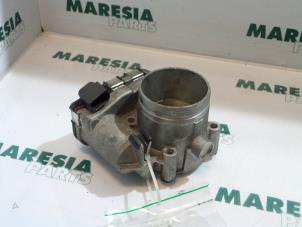 Usados Cuerpo de válvula de mariposa Alfa Romeo 147 (937) 1.6 HP Twin Spark 16V Precio € 75,00 Norma de margen ofrecido por Maresia Parts