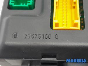 Usados Panel de control de calefacción Peugeot 307 CC (3B) 2.0 16V Precio € 25,00 Norma de margen ofrecido por Maresia Parts