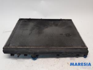 Used Radiator Peugeot 307 CC (3B) 2.0 16V Price € 20,00 Margin scheme offered by Maresia Parts