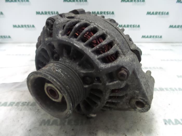 Gebrauchte Dynamo Peugeot 406 (8B) 1.8 16V Preis € 40,00 Margenregelung angeboten von Maresia Parts