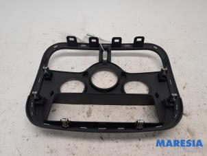 Used Dashboard part Renault Kangoo Express (FW) 1.5 dCi 75 FAP Price € 78,65 Inclusive VAT offered by Maresia Parts