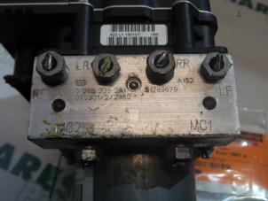 ABS Pumpe van een Fiat Bravo (198A) 1.9 JTD 16V Multijet 150 2007