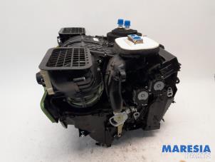 Värmarhus från en Renault Grand Scénic III (JZ) 2.0 16V CVT 2009