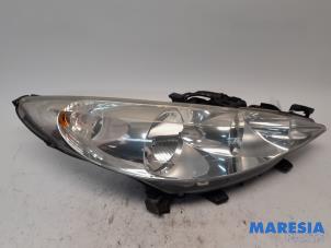 Used Headlight, right Peugeot 207 CC (WB) 1.6 16V Price € 100,00 Margin scheme offered by Maresia Parts