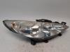 Headlight, right from a Peugeot 207 CC (WB) 1.6 16V 2007