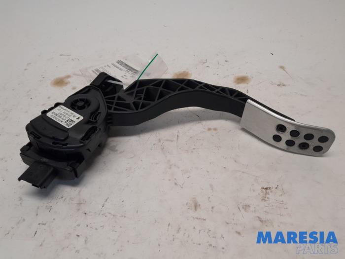Begagnade Gaspedalsensor Peugeot 207 CC (WB) 1.6 16V Pris € 50,00 Marginaltabell erbjuds av Maresia Parts