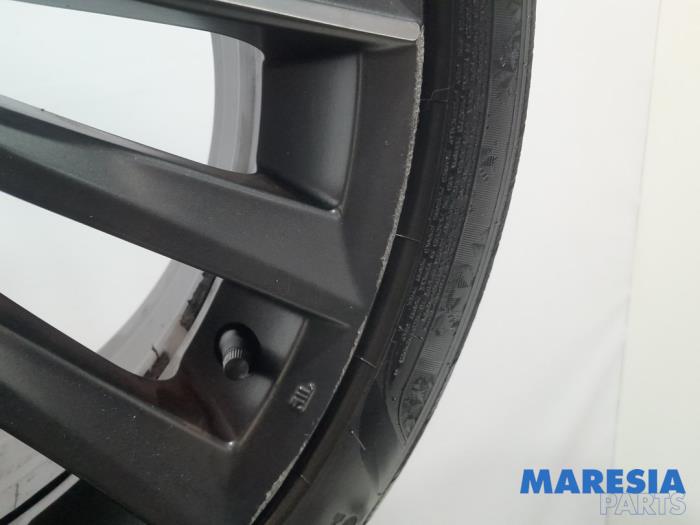 Sport rims set + tires Alfa Romeo Giulietta 1.75 TBI 16V QV - 156094667 ...