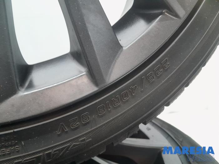 Sport rims set + tires Alfa Romeo Giulietta 1.75 TBI 16V QV - 156094667 ...