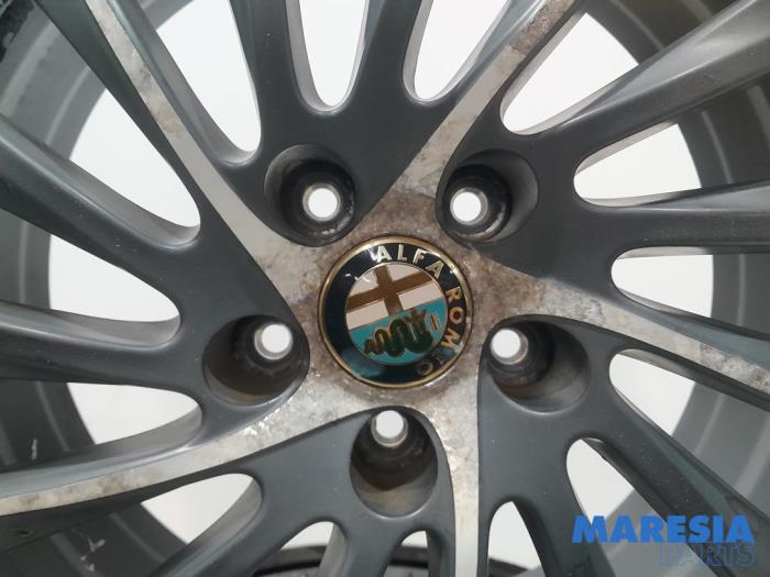 Sport rims set + tires Alfa Romeo Giulietta 1.75 TBI 16V QV - 156094667 ...