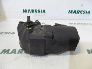 Used Front wiper motor Renault Clio II (BB/CB) 1.6 16V Price € 40,00 Margin scheme offered by Maresia Parts