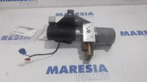 Used Convertible motor Renault Megane II CC (EM) 1.6 16V Price € 262,50 Margin scheme offered by Maresia Parts