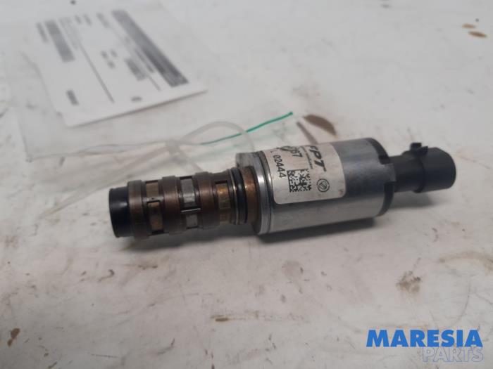 Begagnade Kamaxelsensor Alfa Romeo Giulietta (940) 1.75 TBI 16V QV Pris € 34,95 Marginaltabell erbjuds av Maresia Parts