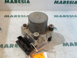 Gebrauchte ABS Pumpe Fiat Punto II (188) 1.3 JTD 16V Preis € 90,00 Margenregelung angeboten von Maresia Parts