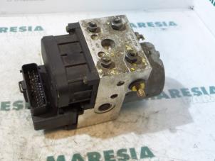 Usados Bomba ABS Fiat Punto II (188) 1.2 16V 3-Drs. Precio € 40,00 Norma de margen ofrecido por Maresia Parts