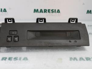 Used Interior display Renault Safrane II 2.5 20V RXE,RXT Price € 25,00 Margin scheme offered by Maresia Parts