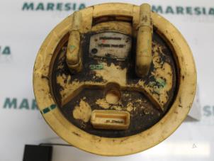 Used Electric fuel pump Peugeot 307 SW (3H) 2.0 HDi 90 Price € 35,00 Margin scheme offered by Maresia Parts
