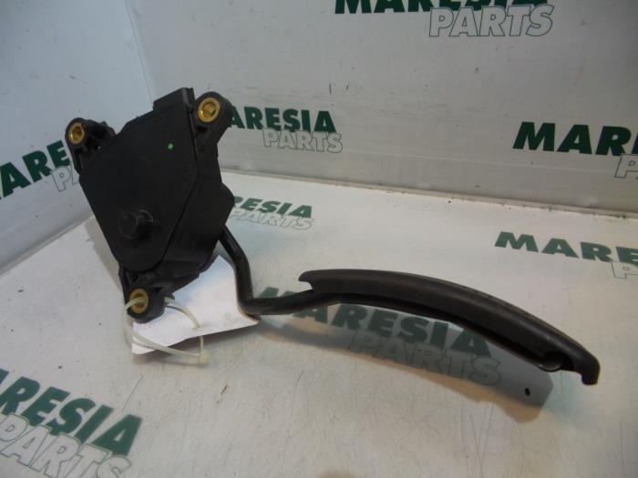 Gebrauchte Gaspedalposition Sensor Renault Megane II Grandtour (KM) 1.5 dCi 80 Preis € 35,00 Margenregelung angeboten von Maresia Parts