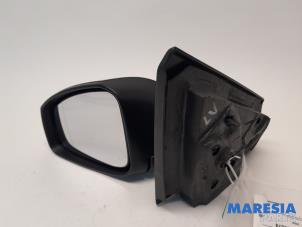 Used Wing mirror, left Renault Megane III Coupe (DZ) 2.0 16V TCe 180 Price € 105,00 Margin scheme offered by Maresia Parts