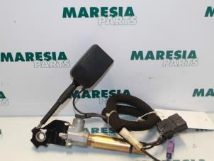 Used Seatbelt tensioner, left Renault Megane Scenic Price € 30,00 Margin scheme offered by Maresia Parts