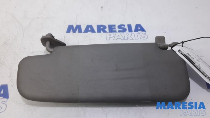 Usados Visera Alfa Romeo Giulietta (940) 1.4 TB 16V Precio € 30,00 Norma de margen ofrecido por Maresia Parts
