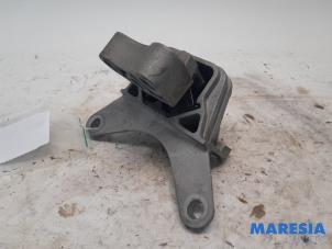 Used Gearbox mount Alfa Romeo Giulietta (940) 1.75 TBI 16V QV Price € 35,00 Margin scheme offered by Maresia Parts